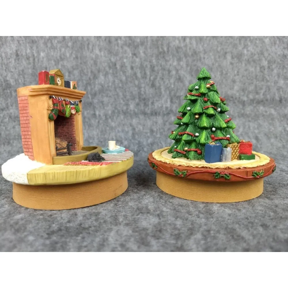 OUR AMERICA Yankee Candle Toppers Set of 2 Christmas Fireplace & Christmas Eve 2